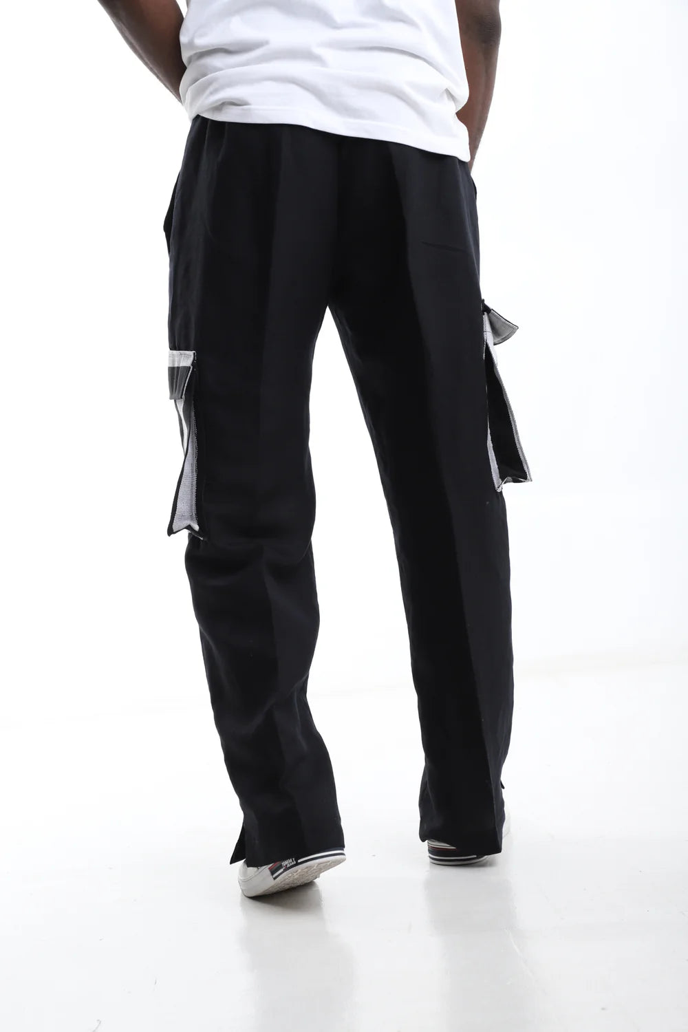 Linen and Asoke Cargo Pants- Black