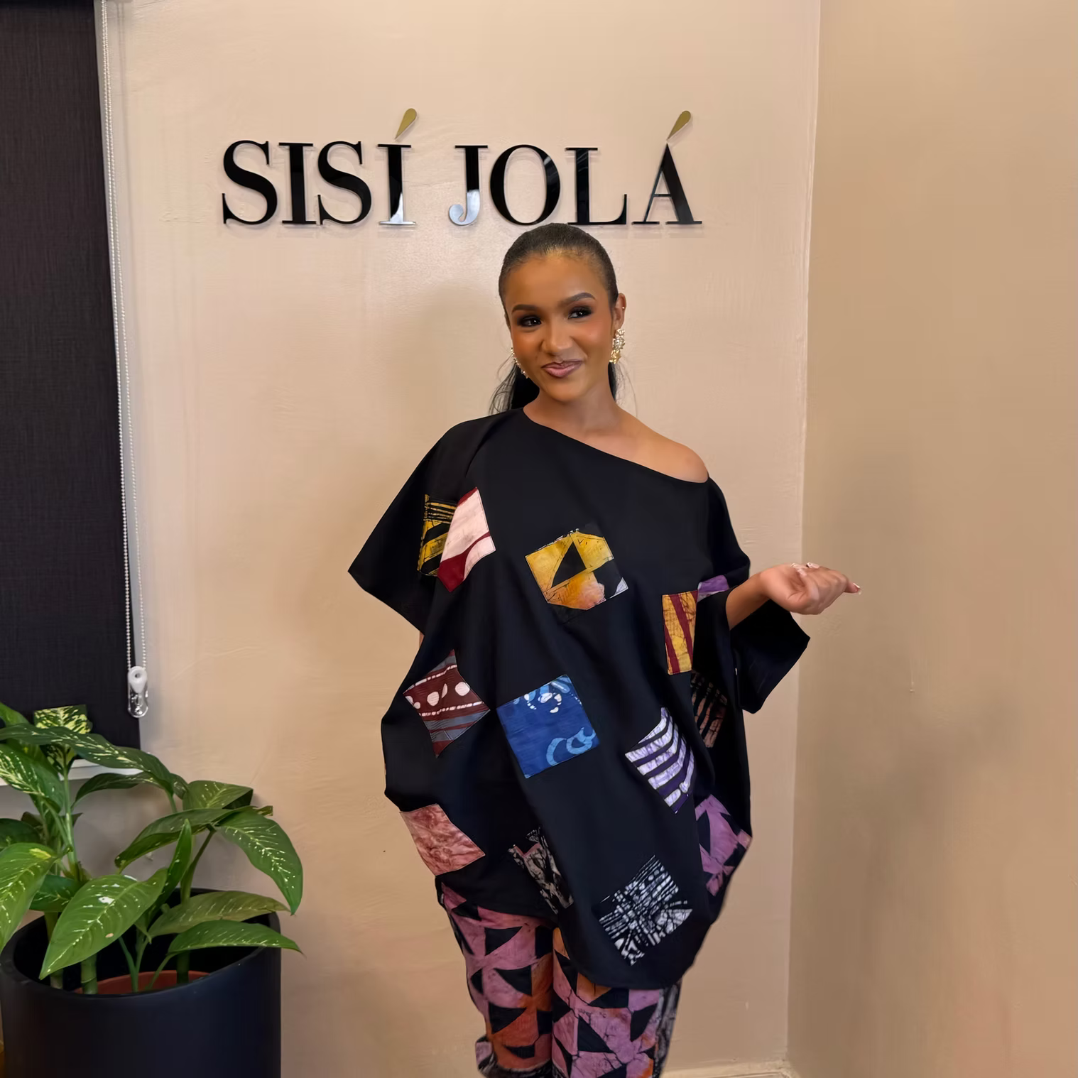 Ola Set- Black